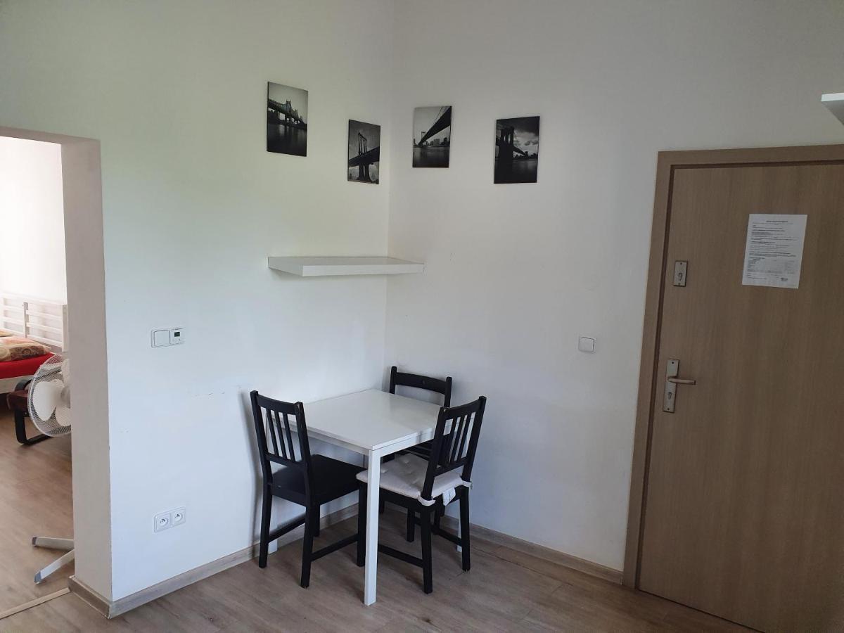 Ferienwohnung Skorkovskeho Business Brünn Exterior foto