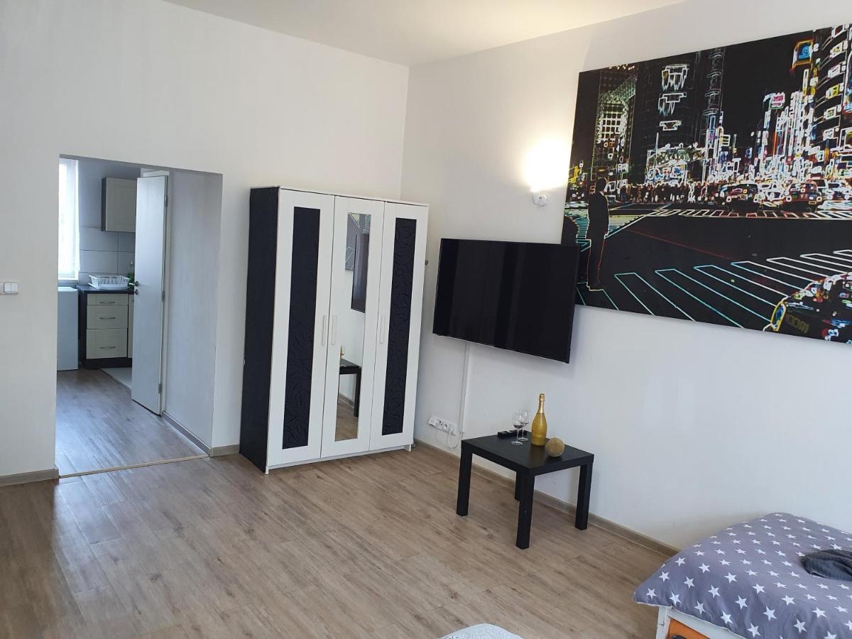 Ferienwohnung Skorkovskeho Business Brünn Exterior foto